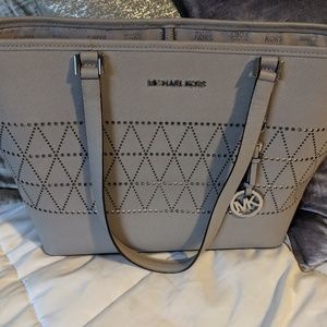 Large Michael Kors Tote in Grey